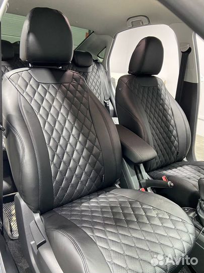 Чехлы Байрон Ford Kuga 2 черный ромб