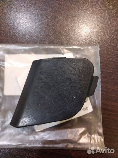 Заглушка под крюк ford focus III переднего бампера