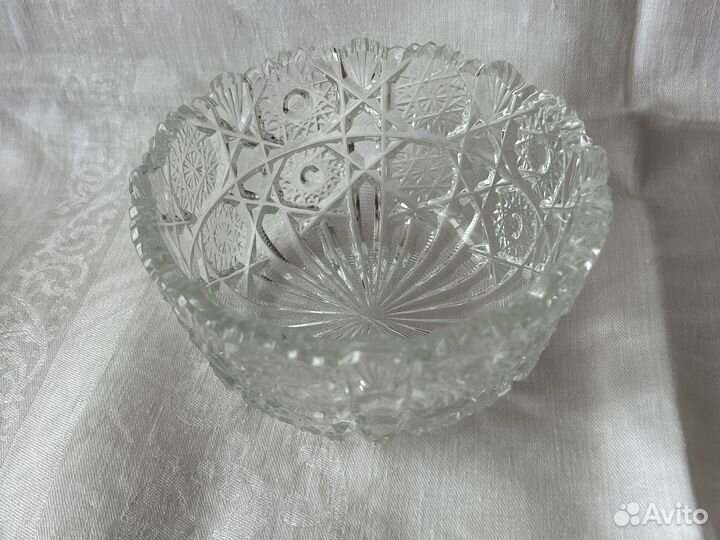 Хрустальная ваза