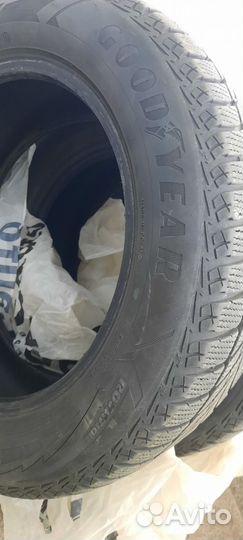 Goodyear UltraGrip Ice 2 205/60 R16 85T