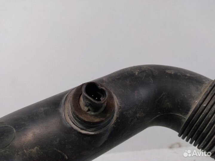 Патрубок воздушного фильтра Opel Astra H