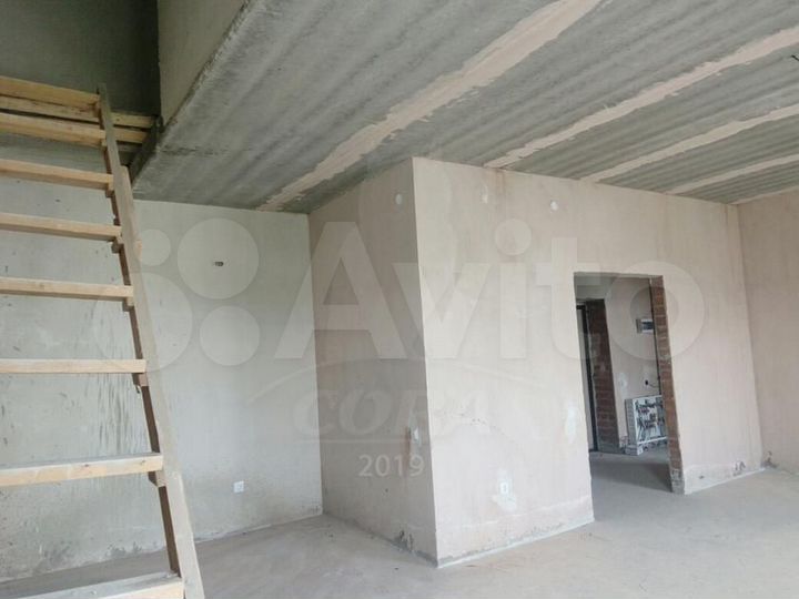 3-к. квартира, 115,7 м², 4/4 эт.