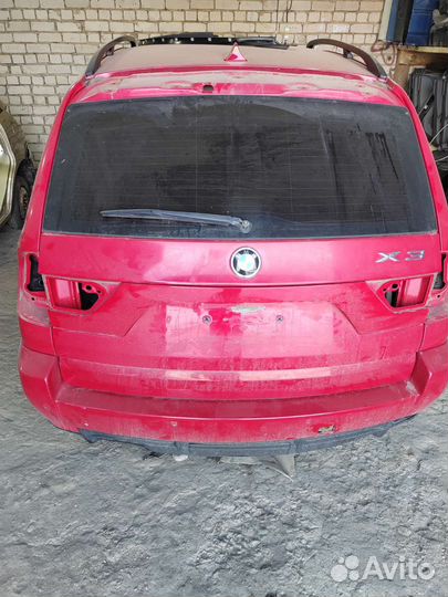 Задняя часть BMW X3 E83