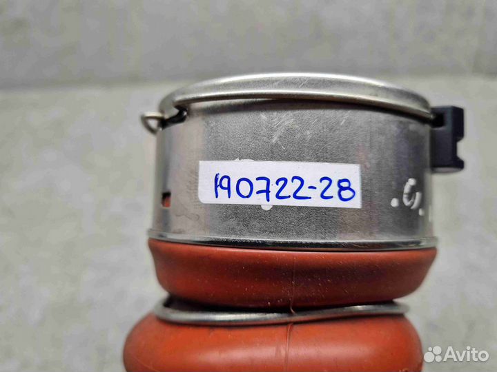 Патрубок интеркулера BMW X5 E70