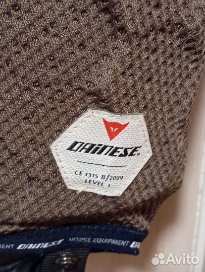 Жилет Dainese