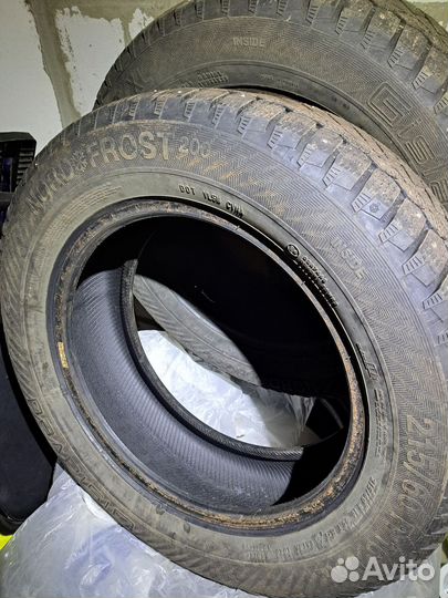 Gislaved Nord Frost 200 215/60 R16 99T