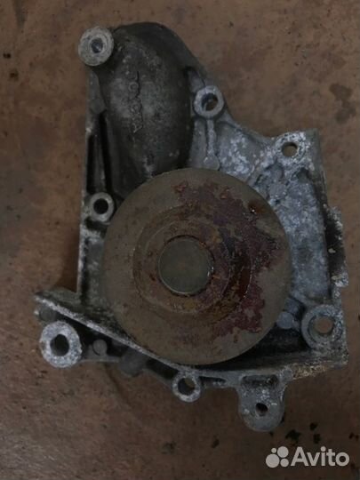 Помпа Toyota Lite Ace Noah SR40G 3S-FE 2000
