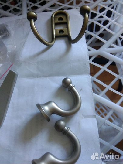 Крючки для вешалки Пушкин