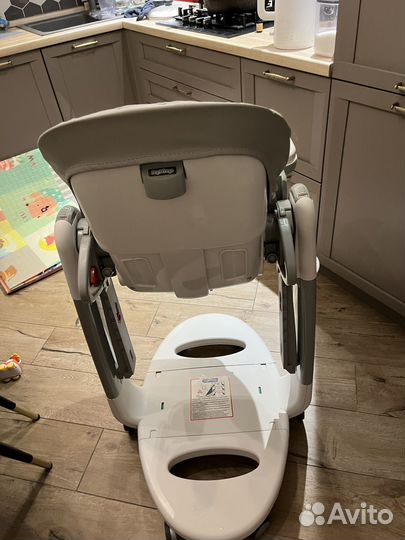 Стул для кормления Peg Perego Tatamia Follow Me