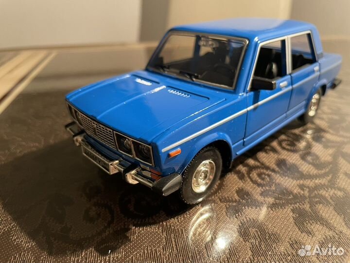 Металическая машинка