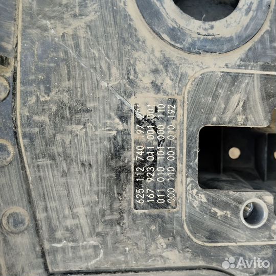 Mercedes Benz GLE W167 панель передняя (телевизор)