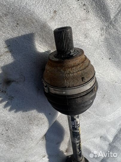 Привод левый volkswagen Golf