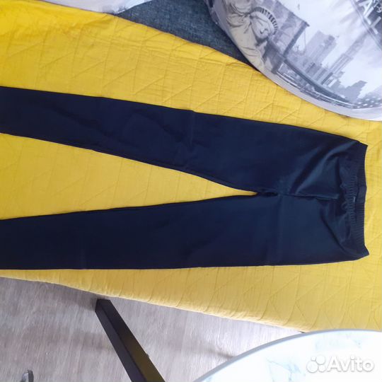 Продам купальник гимнастический, лосины и юбки