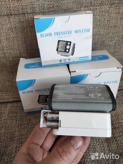 Тонометр автоматический запястный