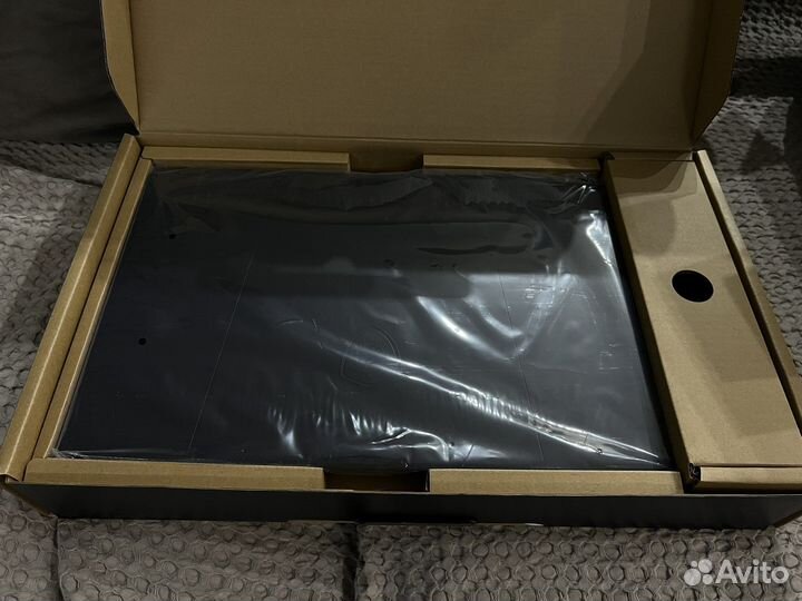 Новый ноутбук MSI i7 13620H/RTX 4070/16GB DDR5