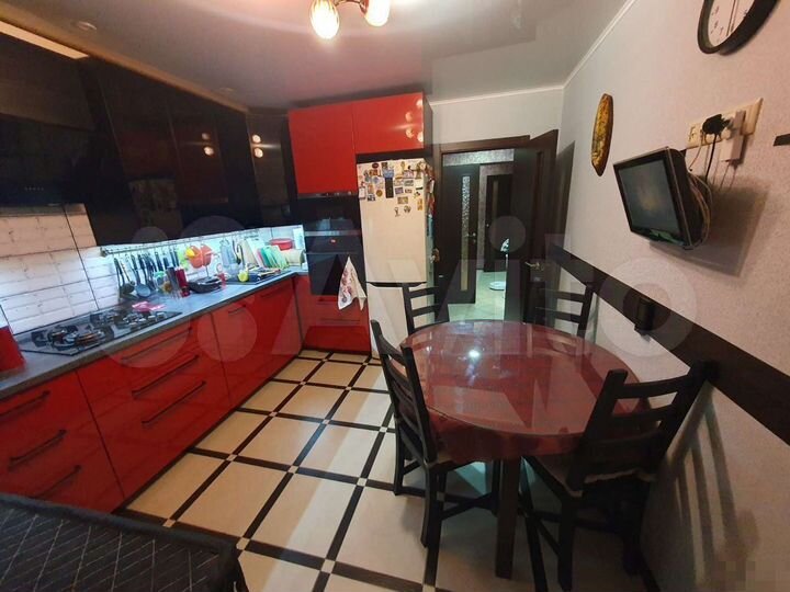 3-к. квартира, 68,9 м², 1/3 эт.