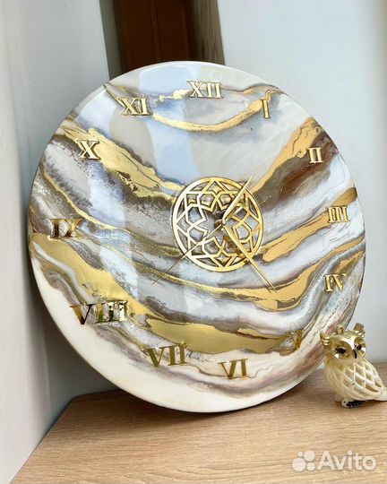 Часы из эпоксидной смолы