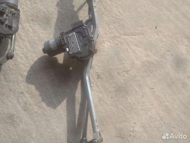 Моторчик дворников на Мерс 211