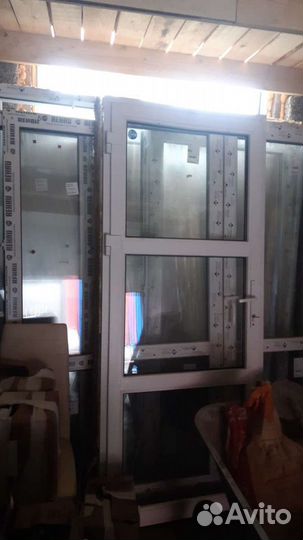 Двери входные Б/У