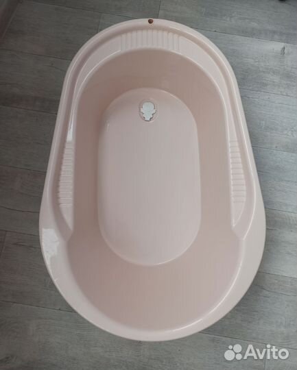 Ванночка для купания новорожденного