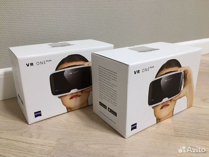 Очки Zeiss VR One Plus