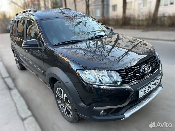 Аренда LADA Largus Cross (7 мест, МКПП)