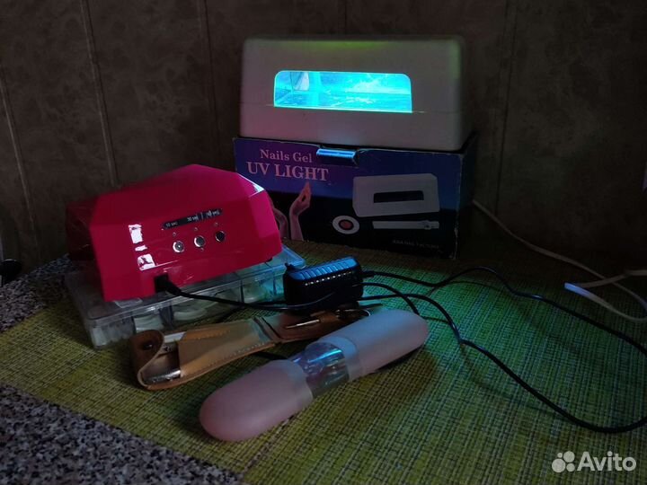 Уф лампа для ногтей, наборы для маникюра