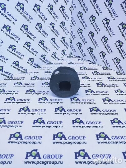 Подушка аутригера нижняя резьбовая 128/10850 JCB