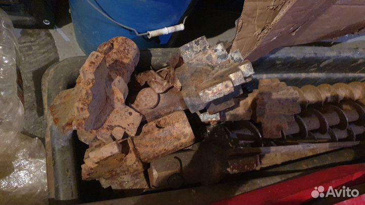 Шнек нипиля коронки долотья замки переходник