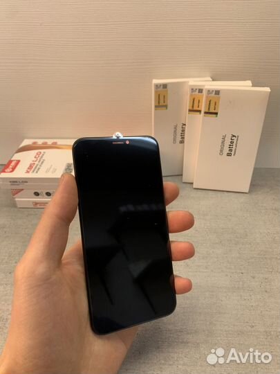 Дисплей для iPhone