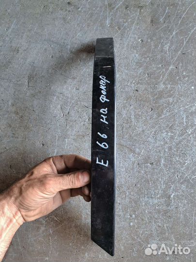 Молдинг фонаря левый на BMW E65 E66