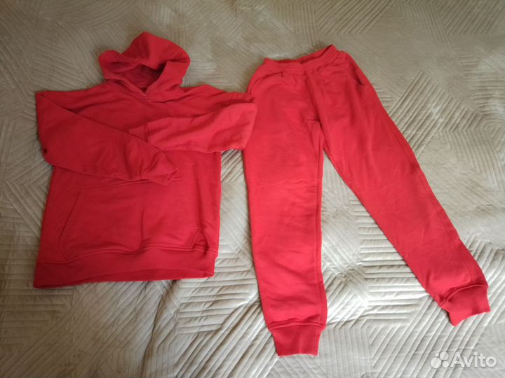 Спортивный костюм женский новый