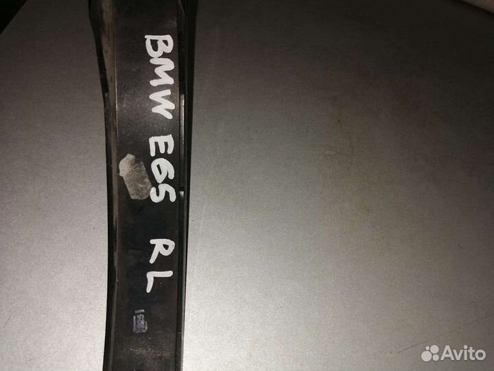 Молдинг левый под фонарь задний бмв Е65