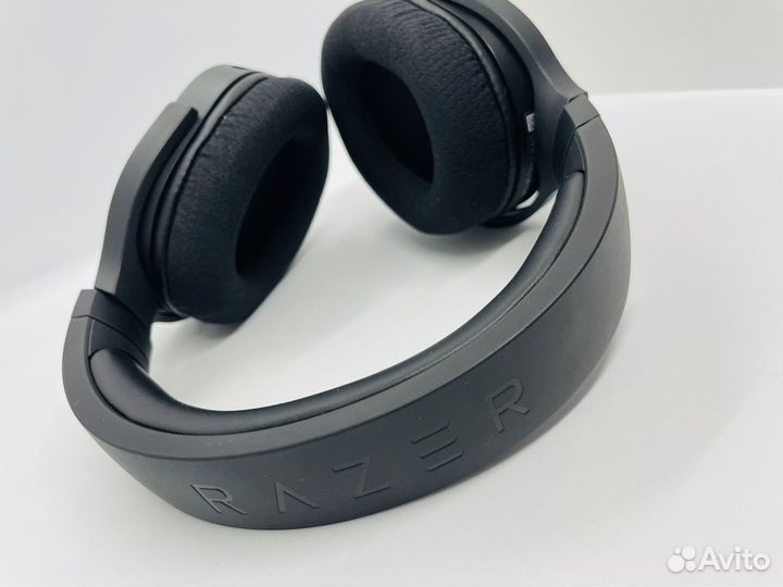 Беспроводные наушники Razer Barrakuda X