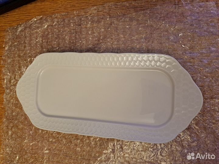 Новая тарелка сервировочная