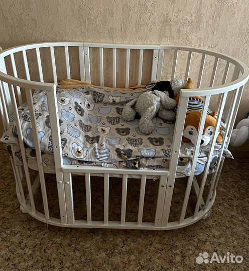 Детская кроватка