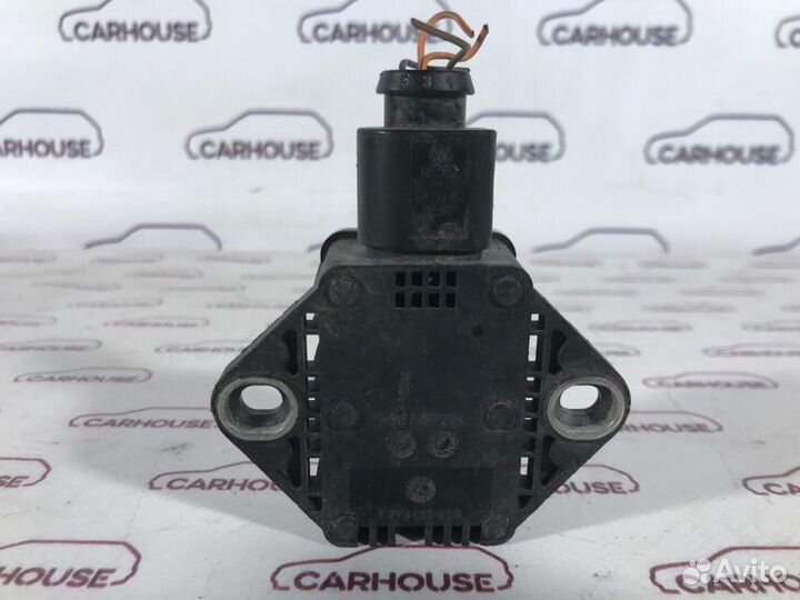 Датчик ускорения Audi A6 C4