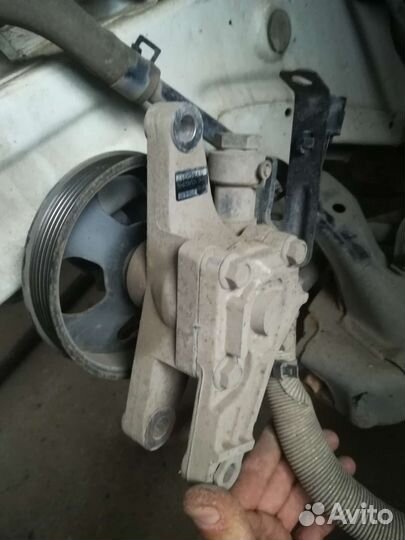 Насос гур Kia Rio 3, Hyundai Solaris