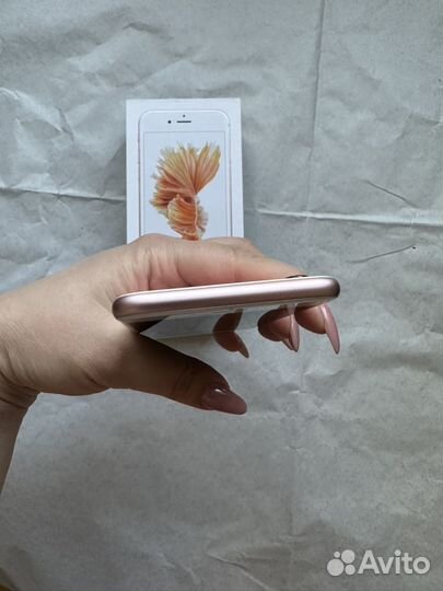 iPhone 6S, 64 ГБ