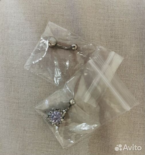 Пирсинг в пупок