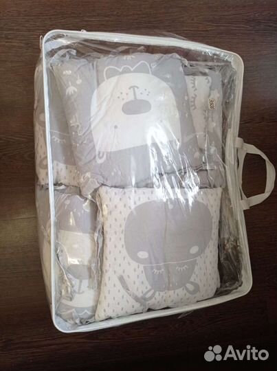 Набор в детскую кроватку