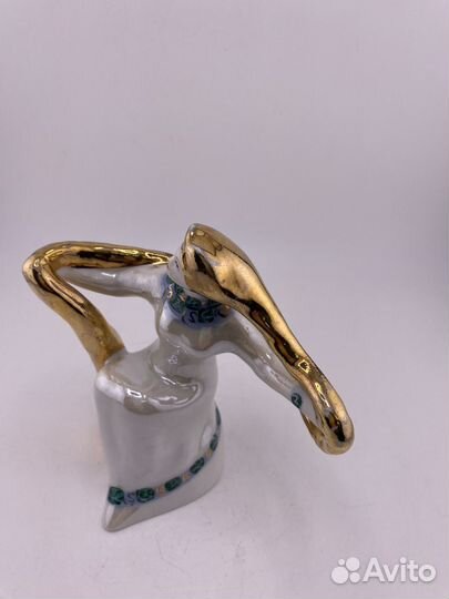 Статуэтка фарфоровая Златовласка, Сысерть