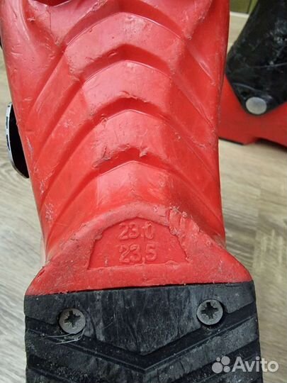 Горнолыжные ботинки atomic 35-36.5 р