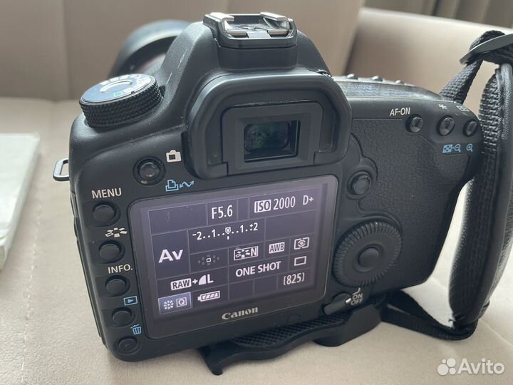 Canon EOS 5D Mark II + Canon EF 24-105mm F/4 L USM