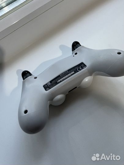 Геймпад PS4