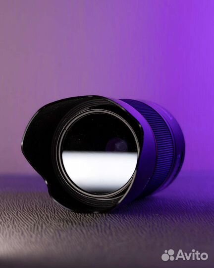 Объектив yongnuo 35mm 1.4 canon ef