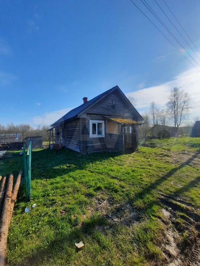 Дом 40 м² на участке 11 сот.