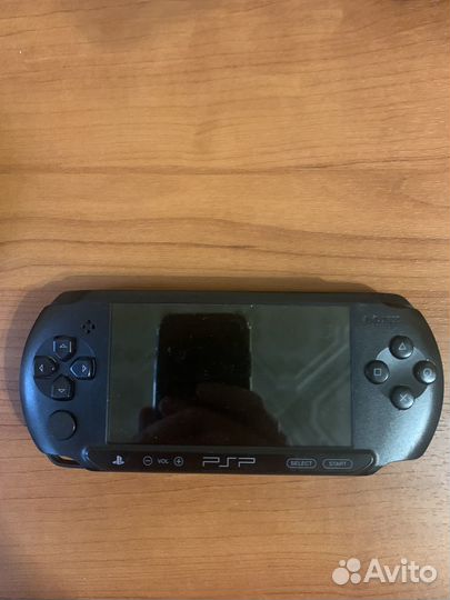 Sony psp e 1008