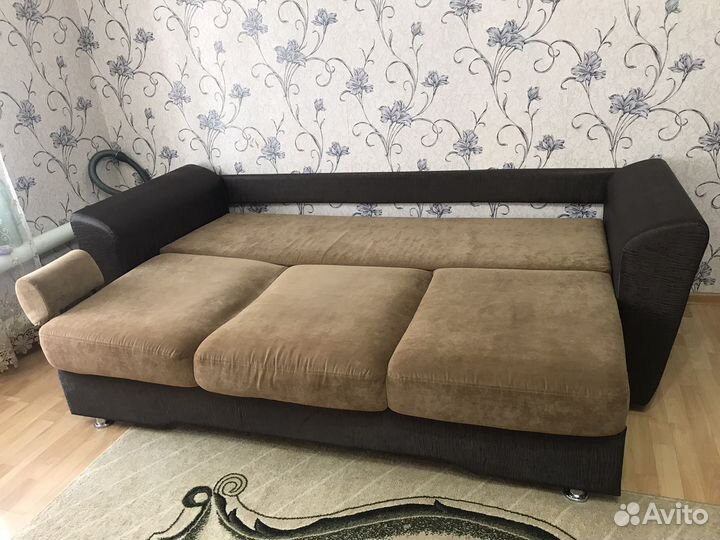 Продам диван и два кресла