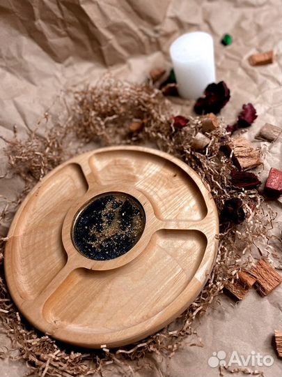 Менажница, дерево